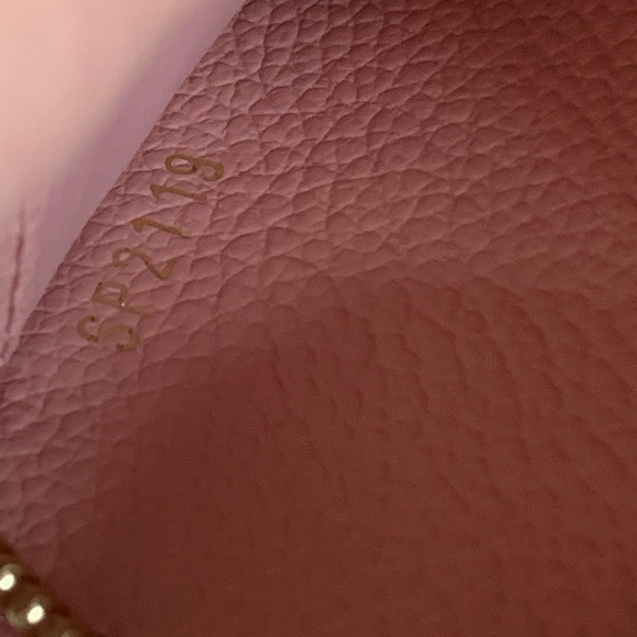 Sold Rare Louis Vuitton Rose Ballerine Zippy - Picture 12 of 13